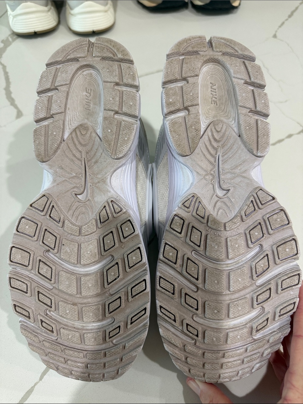 Nike V5 RNR - Picture 3 of 4